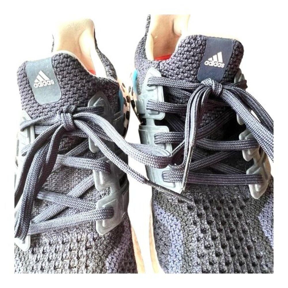 Adidas Women’s UltraBOOST 5.0 DNA Size 8 - Picture 2 of 13